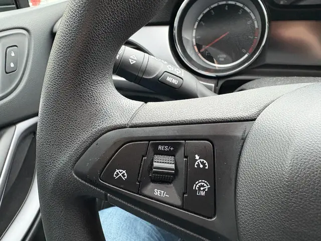 Opel Astra 1.4 2016 Benzine 19