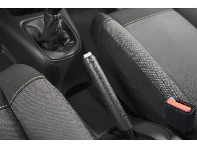 Citroën C3 PureTech 82 You 2022 Benzine 37