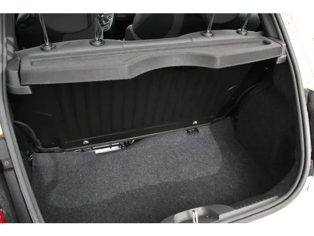 Fiat 500 1.0 Hybrid Sport Connect 2022 Benzine 16