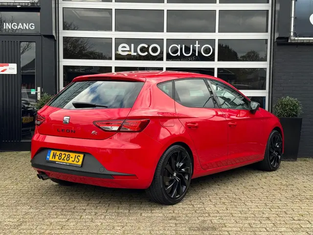 SEAT Leon 1.4 TSI FR 140pk / PDC / 2013 Benzine 18