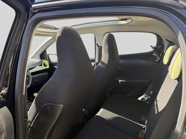 Peugeot 108 1.0 e-VTi Allure TOP! 2019 Benzine 12