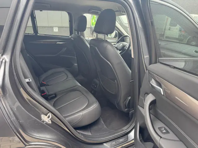 BMW X1 SDrive20i Centennial High Executive 2017 Benzine 18