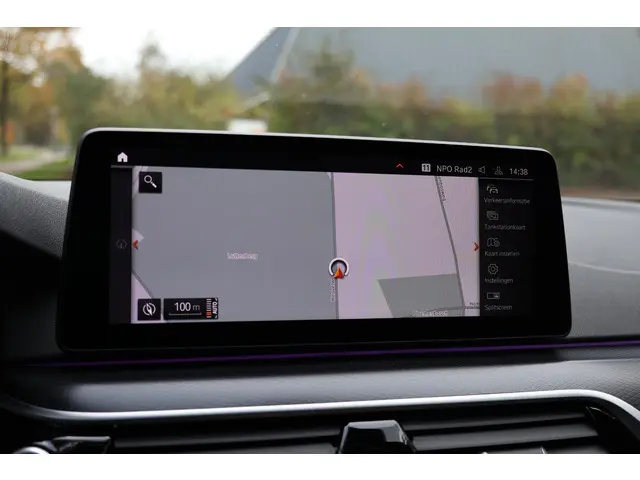 BMW 5 Serie Touring 530i High Executive 2023 Benzine 35