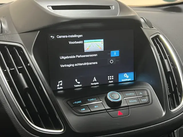 Ford C-MAX 1.5 Titanium 2018 Benzine 27