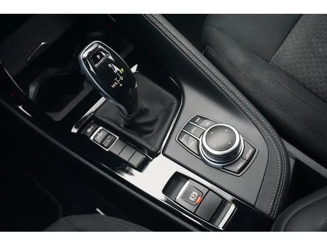 BMW X2 sDrive18i 2019 Benzine 15