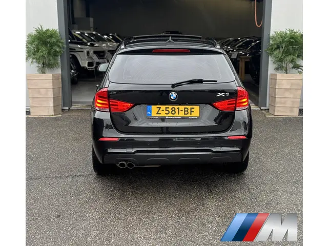 BMW X1 xDrive28i High Executive 2014 Benzine 4