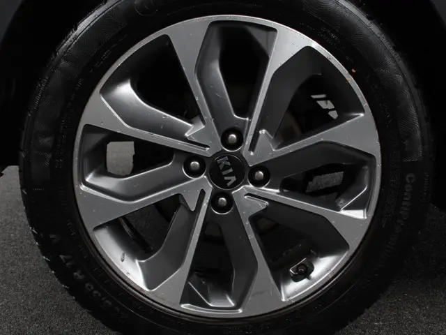 Kia Stonic 1.0 T-GDi DynamicLine 2020 Benzine 24