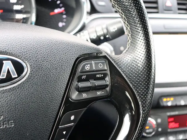 Kia cee'd 1.0 T-GDi GT-Line navi LM org NL 2016 Benzine 14