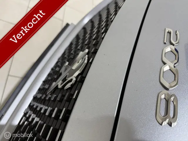 Peugeot e-2008 EV GT 50 kWh Navi 2021 Elektrisch 19