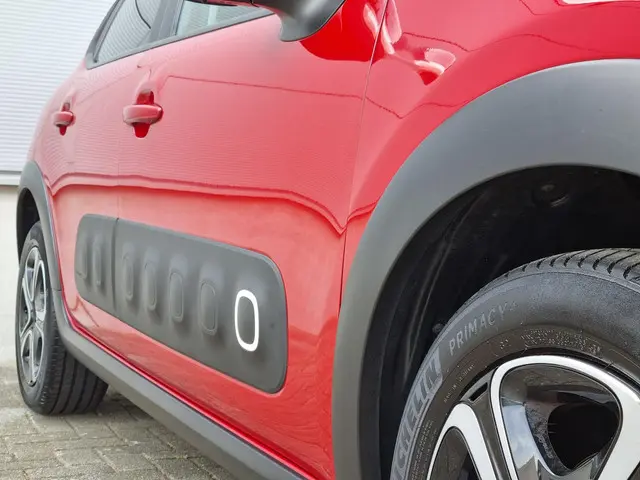 Citroën C3 1.2 PureTech S&S Feel Edition 2020 Benzine 25
