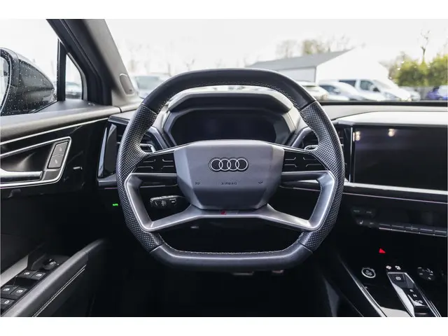 Audi Q4 e-tron 35 S edition 55 kWh 2022 Elektrisch 7