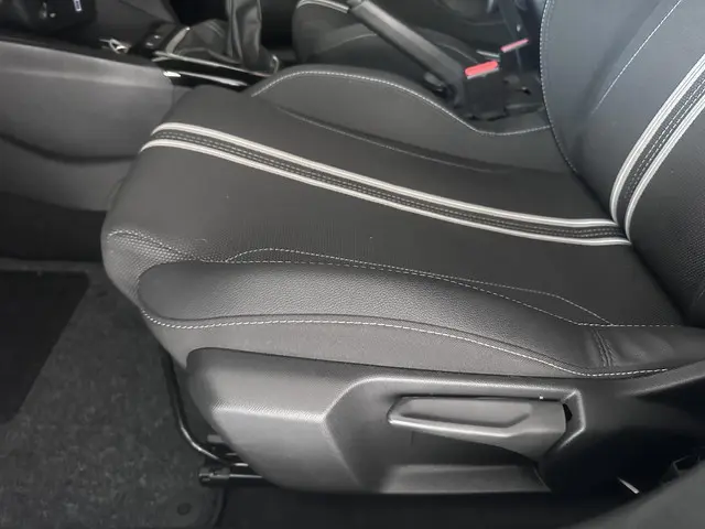 Opel Corsa 1.2 GS Stoelverwarming | dodehoek | 2024 Benzine 23