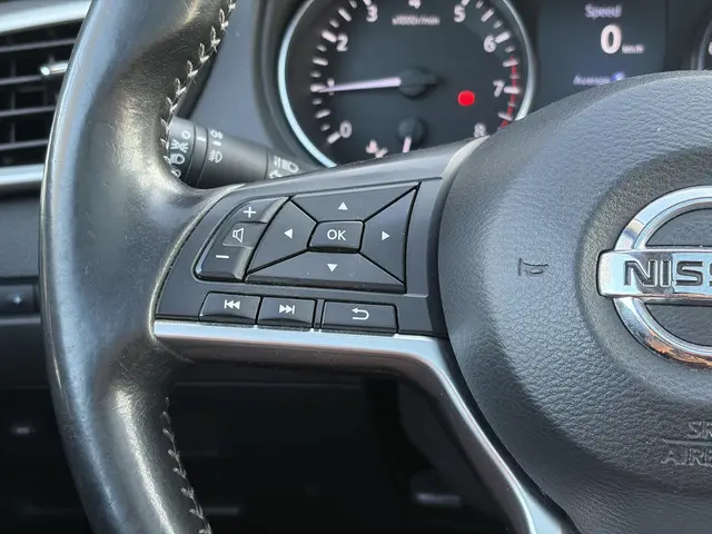 Nissan QASHQAI 1.2 N-Connecta 2017 Benzine 17