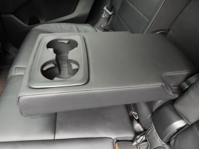 BMW iX2 xDrive30 2024 Elektrisch 18