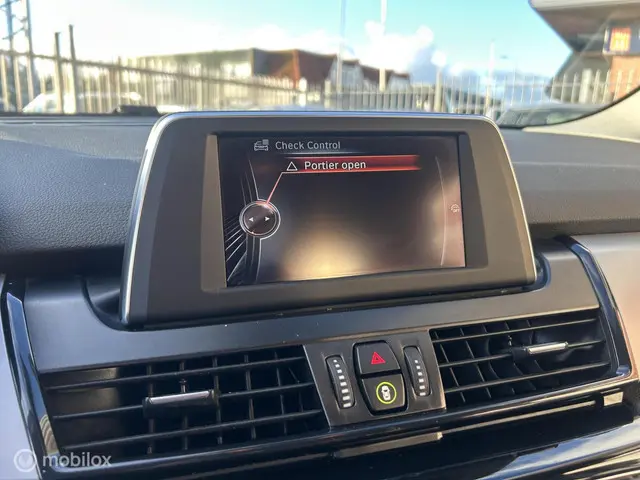 BMW 2 Serie Active Tourer 218i Essential 2016 Benzine 12