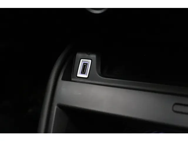 Citroën ë-C4 Shine 50 kWh 2021 Elektrisch 28