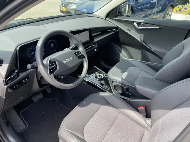 Kia Niro 1.6 GDi Hybrid DynamicLine 2023 Hybride Benzine 6