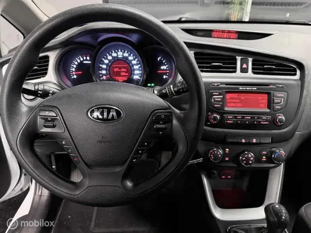 Kia cee'd 1.4 CVVT 5 DEURS / AIRCO / CRUISE / LMV 2014 Benzine 7