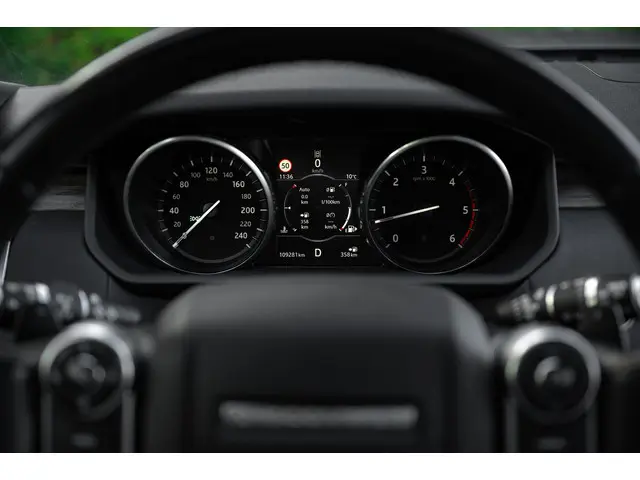 Land Rover Discovery 2.0 Sd4 HSE Luxury 7p. 2019 Diesel 13