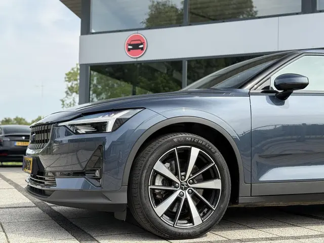 Polestar 2 Aut. Long Range Dual AWD 2020 Elektrisch 31