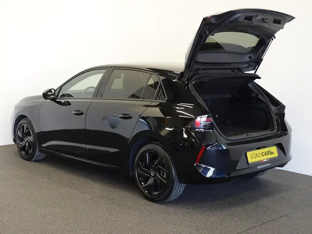 Opel Astra 1.2 130pk GS Line Automaat 2023 Benzine 32