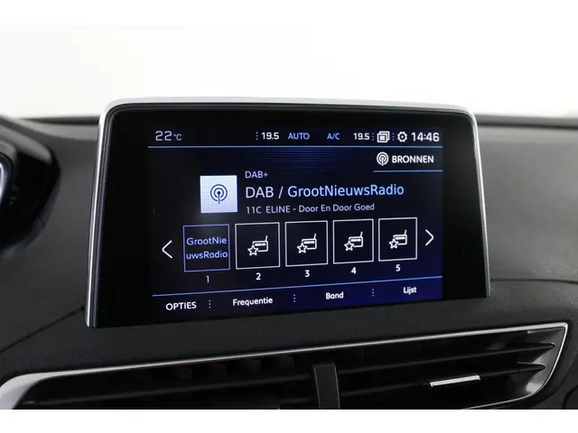 Peugeot 3008 1.2 PureTech GT Line 130 PK. 2017 Benzine 26