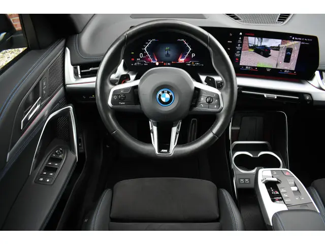 BMW X1 xDrive25e M-Sport 2023 Hybride Benzine 23
