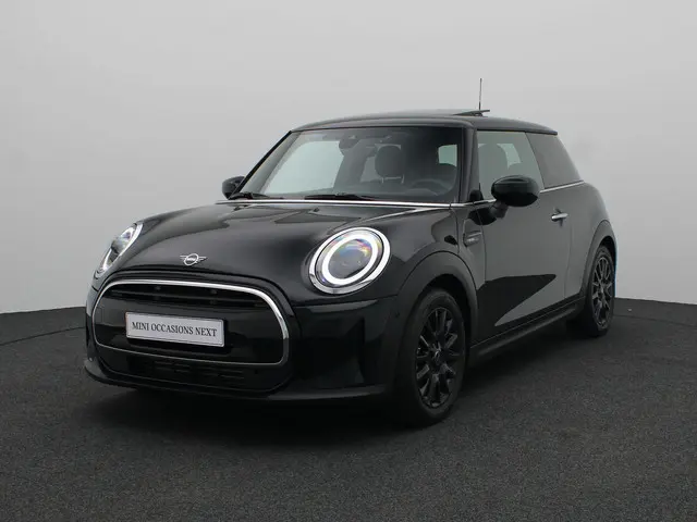 MINI 3-Deurs Cooper 2024 Benzine 26