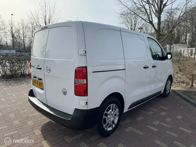 Opel Vivaro-e L1H1 Edition 50 kWh / Marge 2021 Elektrisch 16