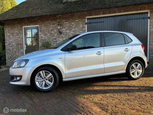 Volkswagen Polo 1.2 TSI Highline DSG 5 Deurs 2012 Benzine 5