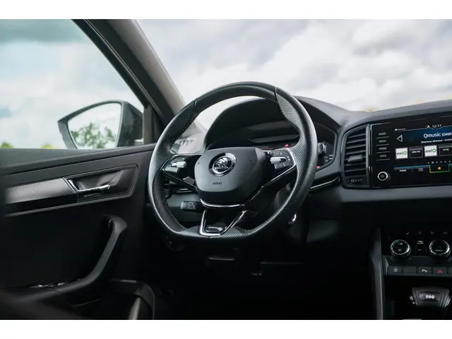 Škoda Karoq 1.5 TSI ACT Sportline Business 2021 Benzine 29