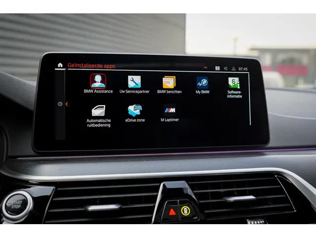 BMW 5 Serie 530e High Executive 2022 Hybride Benzine 48