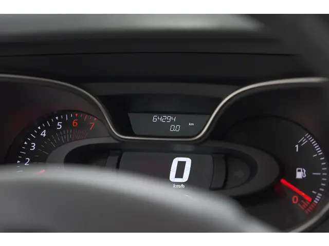 Renault Captur TCe 90 Bose 2018 Benzine 35