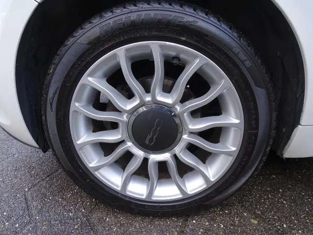 Fiat 500C 1.2 Lounge AIRCO/LMV/CABRIO 2013 Benzine 16