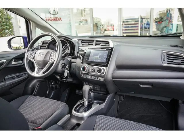 Honda Jazz 1.3i VTEC COMFORT 2018 Benzine 44