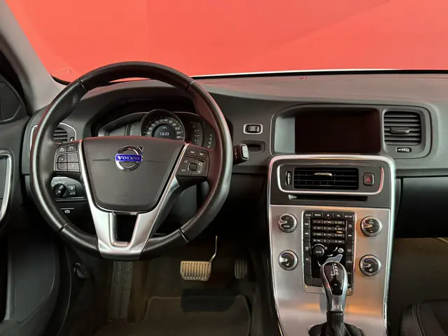 Volvo V60 1.5 T3 Polar+ 2018 Benzine 4