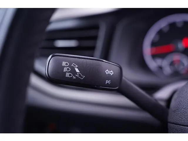 Volkswagen Polo 1.0 TSI Comfortline 2021 Benzine 22