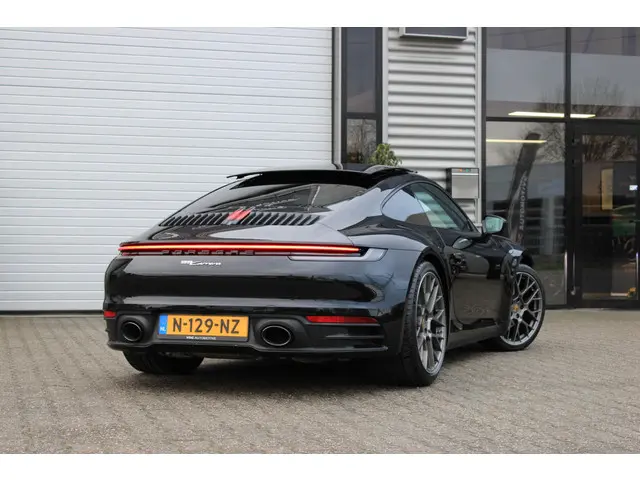 Porsche 911 3.0 Carrera 2020 Benzine 6