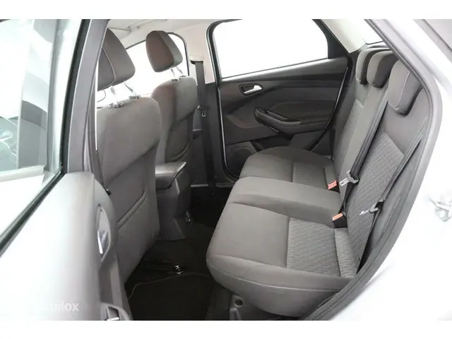 Ford Focus Wagon 1.0 EcoBoost Edition 2013 Benzine 15