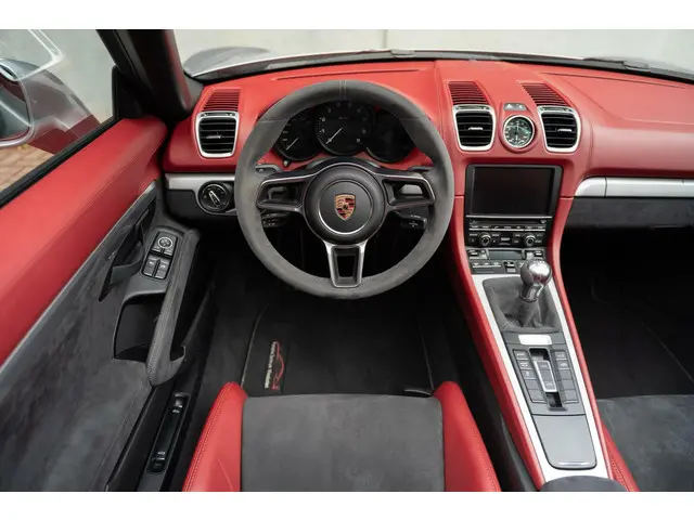 Porsche Boxster Spyder 3.8 2016 Benzine 42