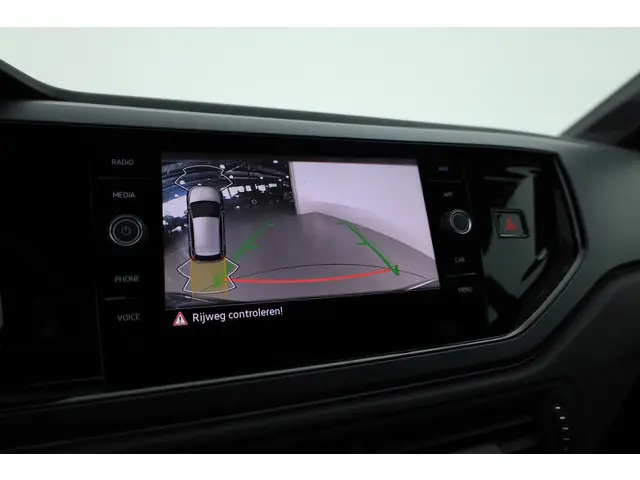 Volkswagen Polo 1.0 TSI R-Line 2025 Benzine 23