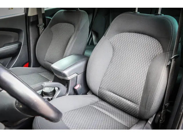 Hyundai ix35 1.6i GDI Dynamic 2013 Benzine 6