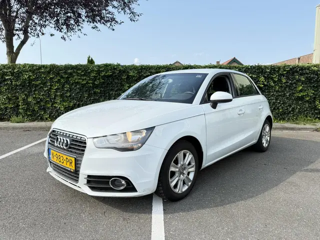 Audi A1 Sportback 1.4 TFSI Connect 2012 Benzine 4