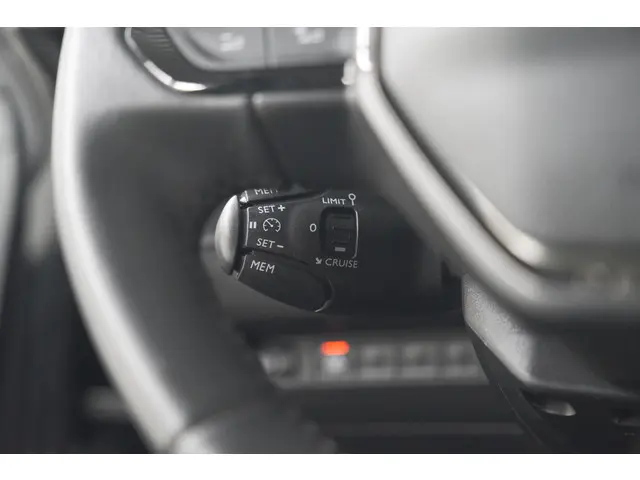 Peugeot 208 PureTech 75 Active 2023 Benzine 4
