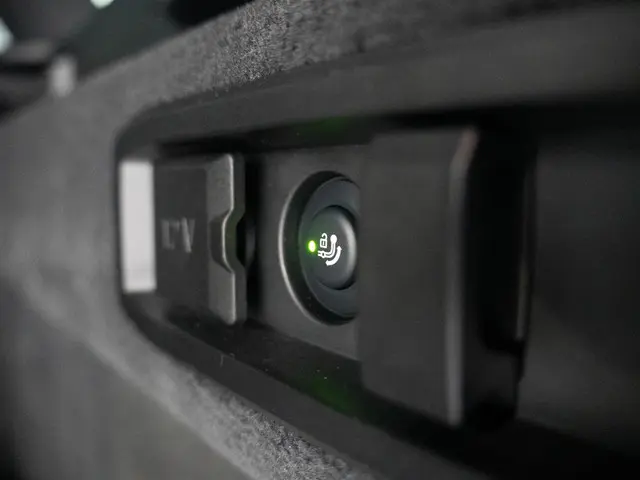 BMW M5 Touring 2025 Hybride Benzine 34