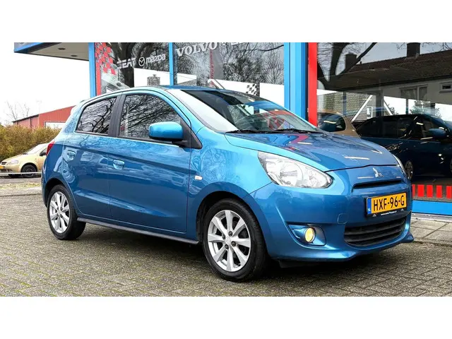 Mitsubishi Space Star 1.2 Intense+ 2013 Benzine 10