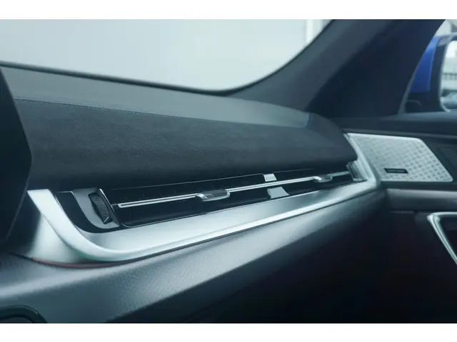 BMW X2 sDrive20i 2025 Benzine 19