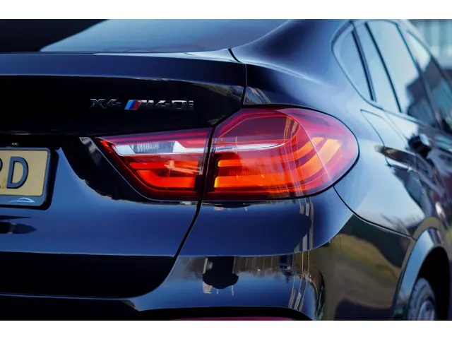 BMW X4 M40i High Executive 2018 Benzine 75