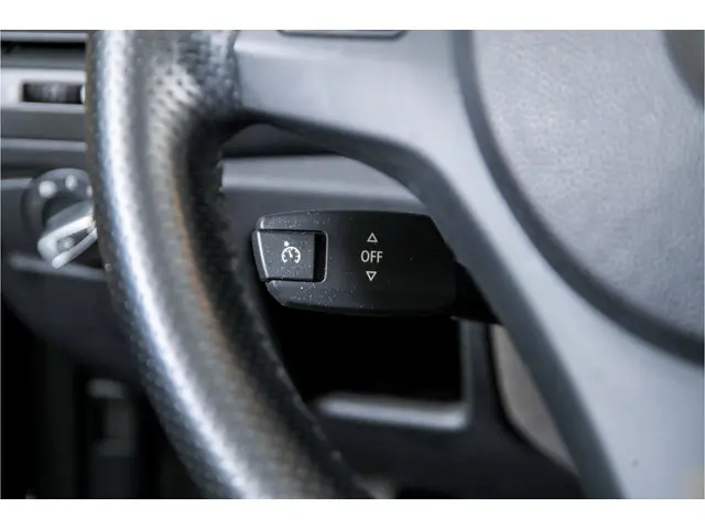 BMW 1 Serie Cabrio 120i High Executive 2012 Benzine 33