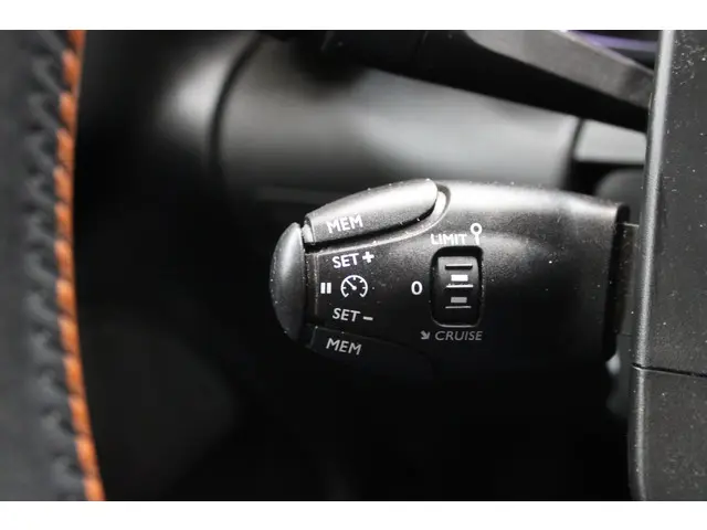 Citroën C3 Aircross 1.2 PureTech S&S Shine 2019 Benzine 21